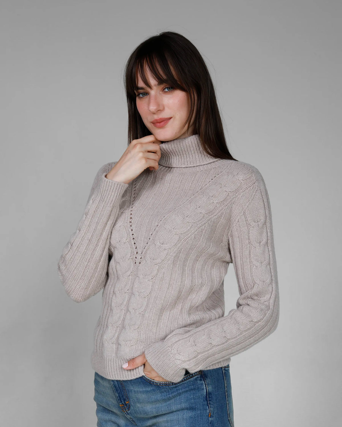 Dolcevita donna colore Beige in lana e Cashmere, made in Italy. Brand Matteo Fiorio Maglieria