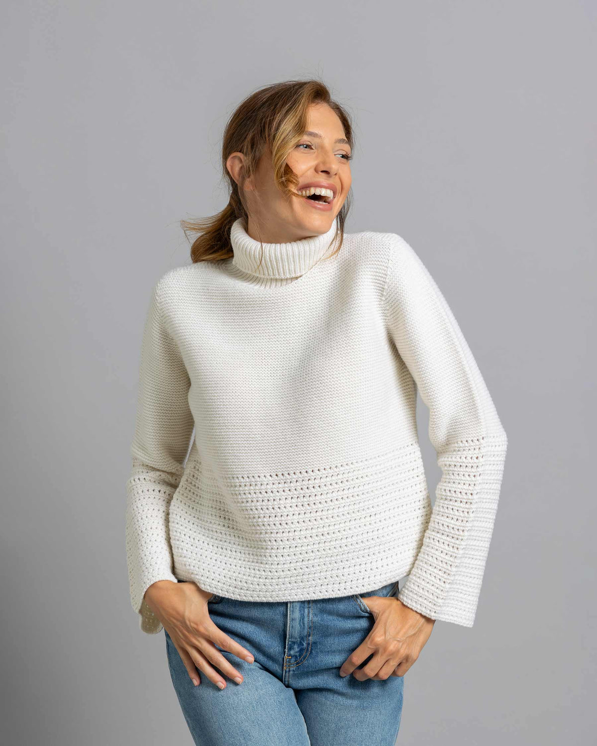 Dolcevita-lana-merino-cashmere-manica-trombetta-3