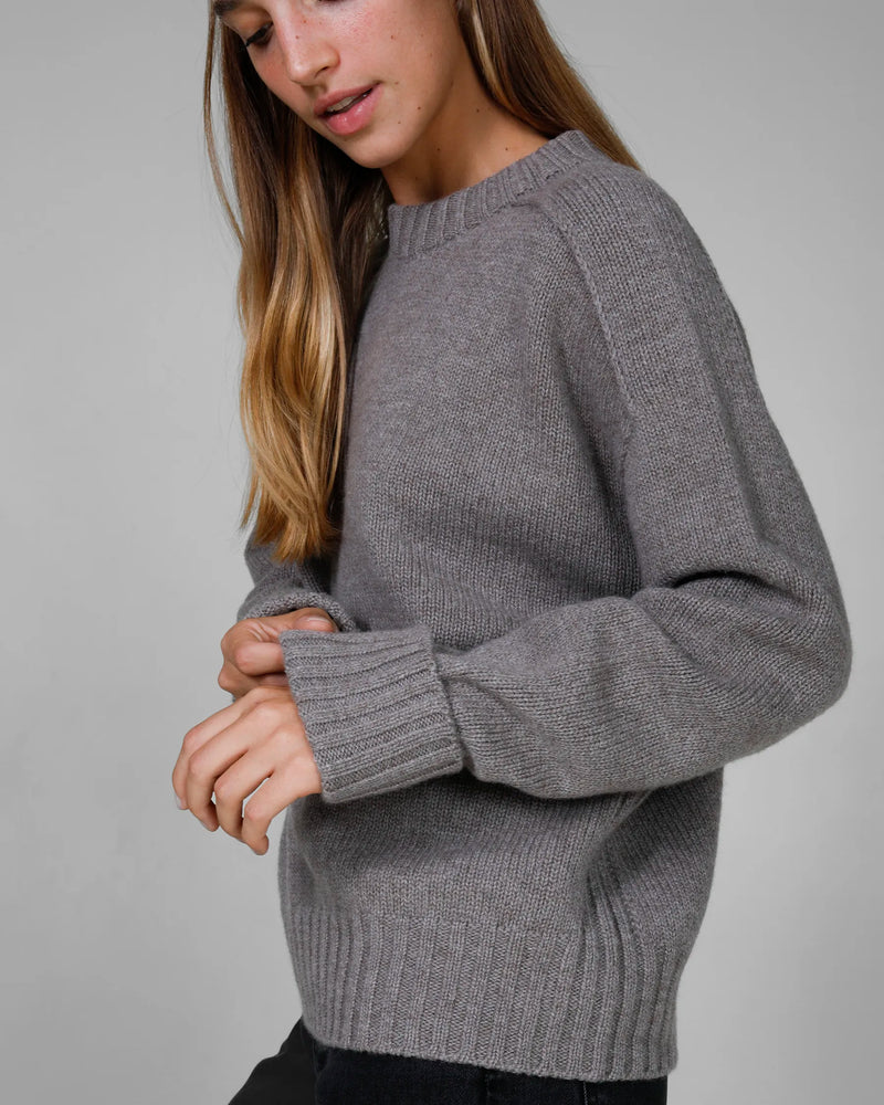 Girocollo donna pesante in Lana e Cashmere colore Beige, made in Italy. Brand Matteo Fiorio Maglieria.