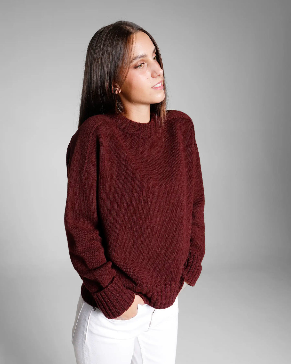 Girocollo donna pesante in Lana e Cashmere colore Bordeaux, made in Italy. Brand Matteo Fiorio Maglieria.