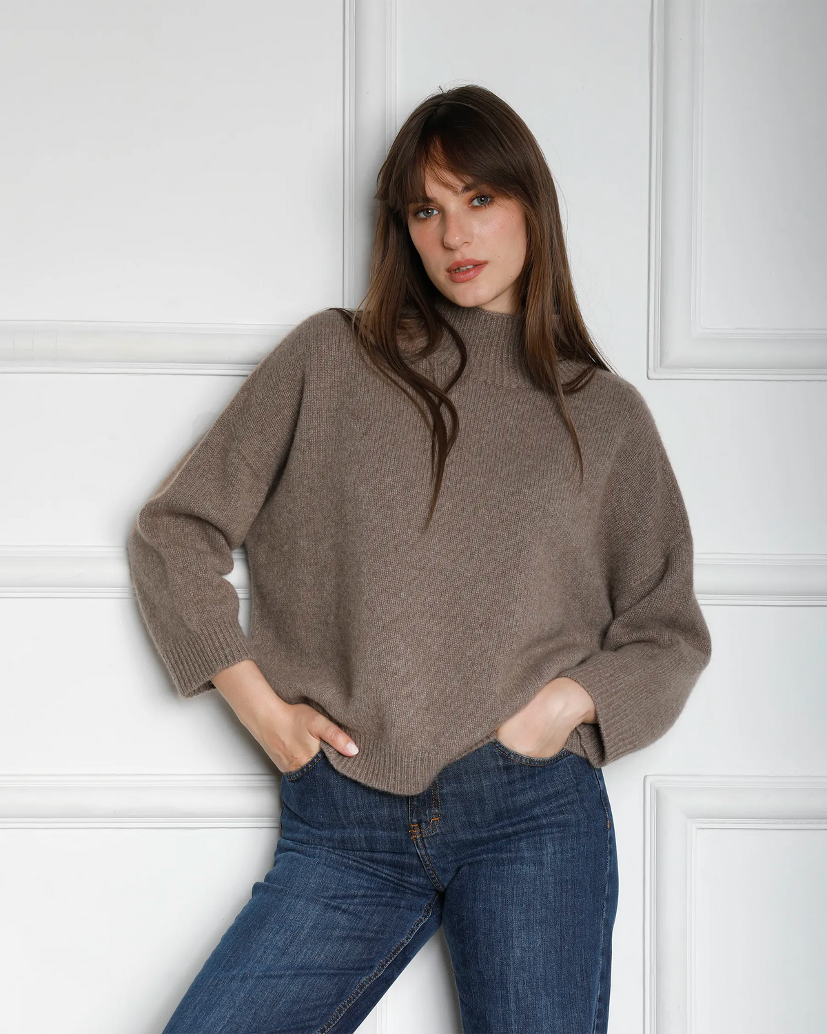 Maxi maglia Donna in puro Cashmere Colore Tortora, made in Italy. Brand Matteo Fiorio Maglieria