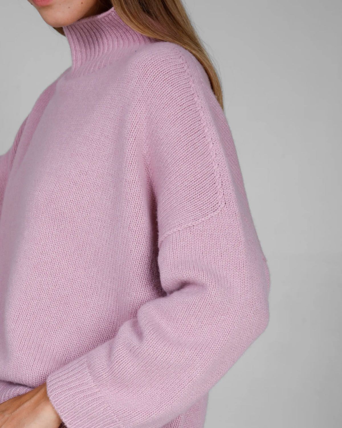 Maxi maglia Donna in puro Cashmere Colore rosa, made in Italy. Brand Matteo Fiorio Maglieria