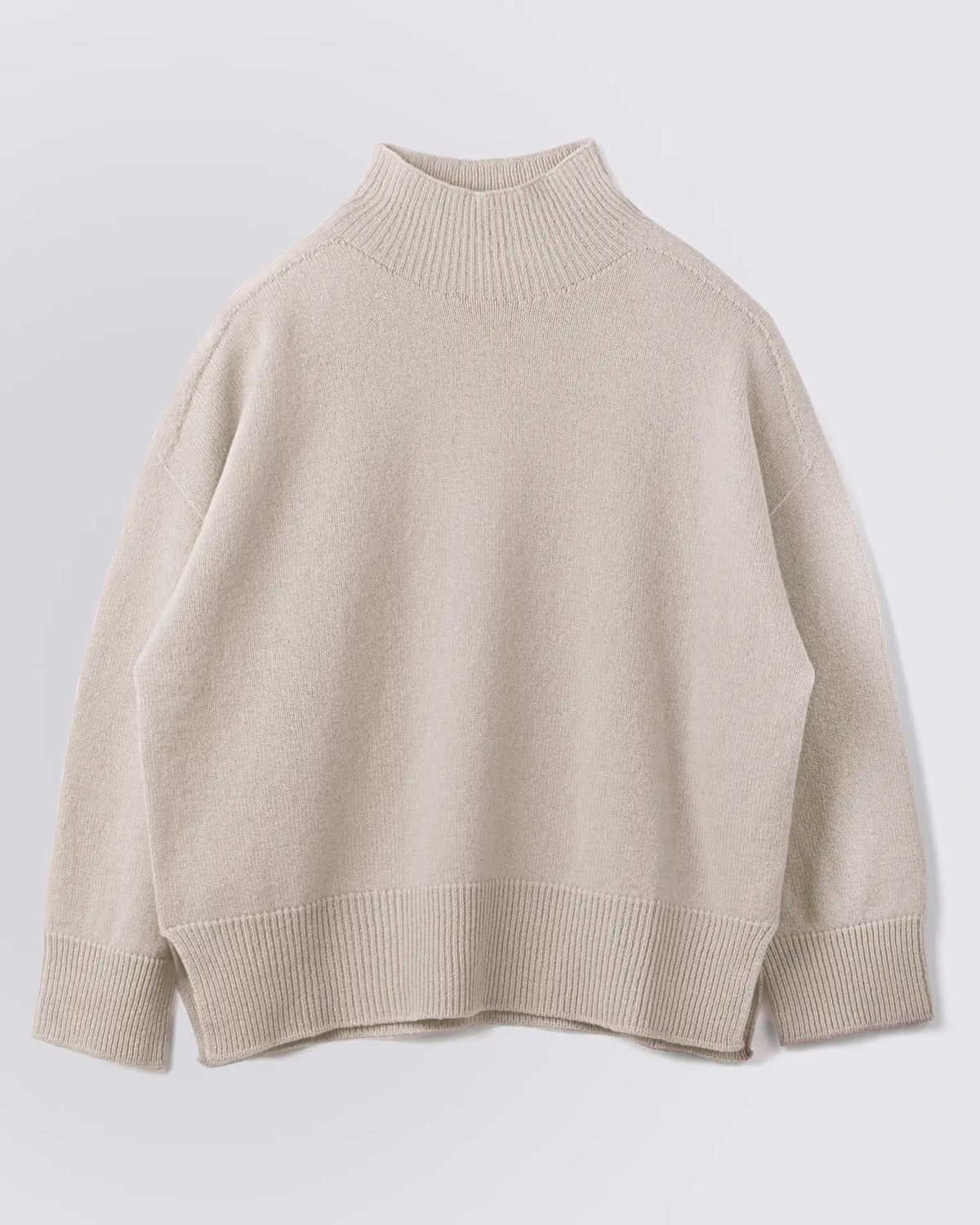 Lupetto donna in lana e cashmere colore Stucco, spacchi laterali, Made in Italy - Matteo Fiorio Maglieria